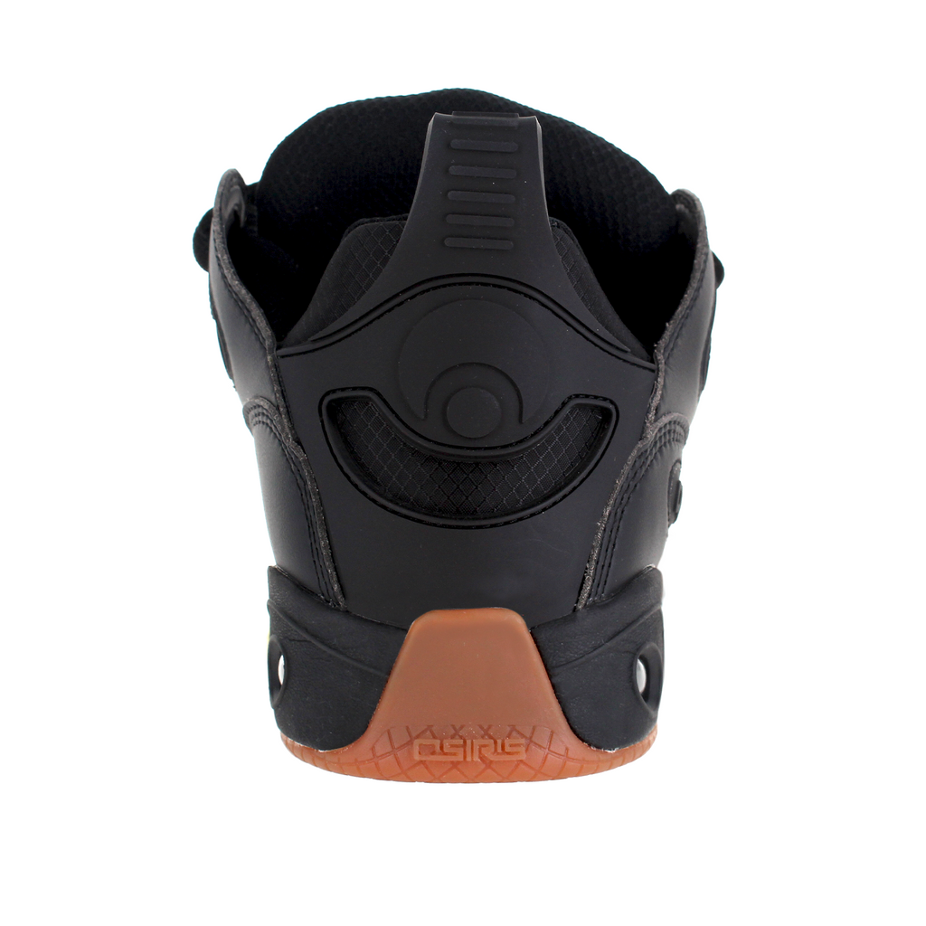 D3 E Black/Black/Gum